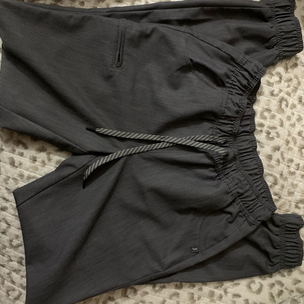 scrub joggers - Picture 2 of 2